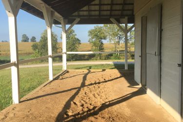 Sand exercise ring